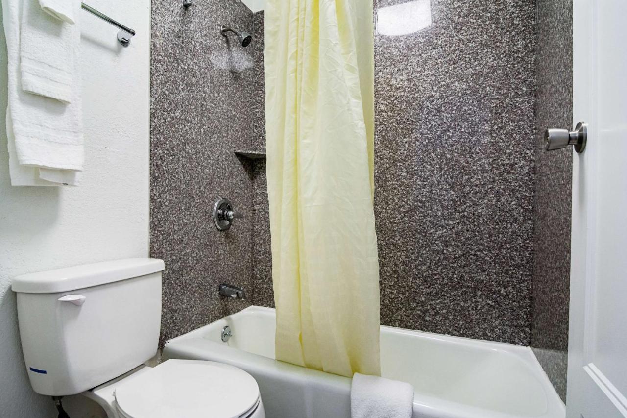 Econo Lodge Asheboro Luaran gambar