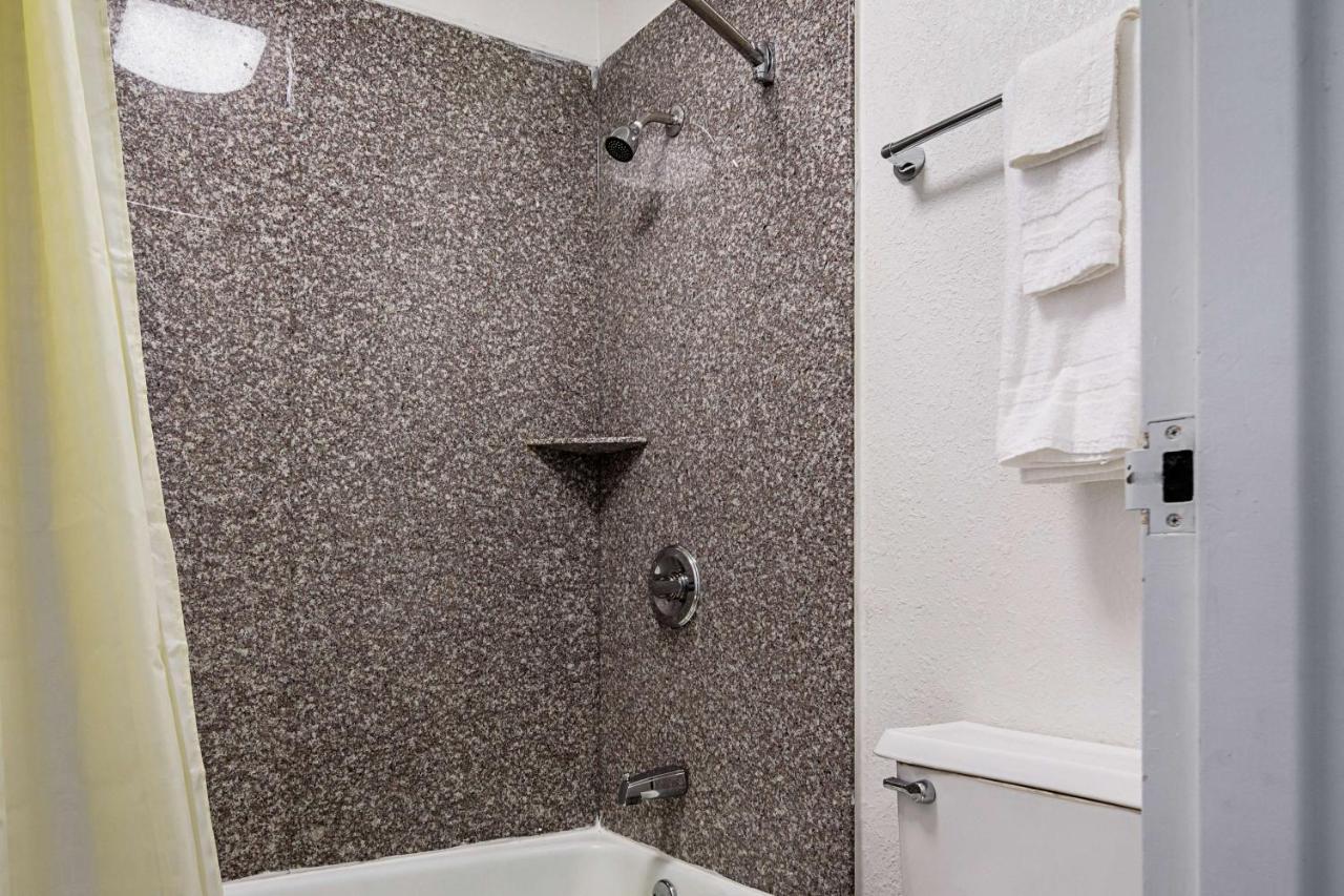 Econo Lodge Asheboro Luaran gambar